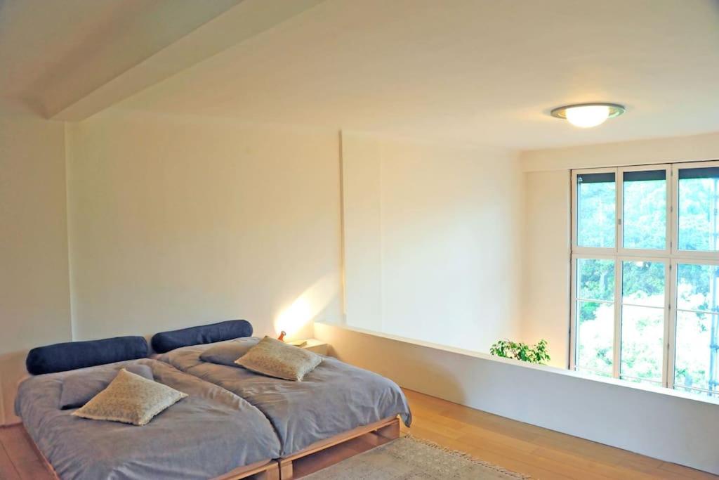 Apartamento Spacious Loft In With Stunning View